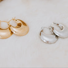 Load image into Gallery viewer, These bold classic pair of earrings are the perfect way to create a stong minimalist look to your fashion style. Large hoops without the weight as they are hallow but strong so that they don't lose their shape.