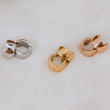 Load image into Gallery viewer, Cuff Earrings | Huggie Earrings | Fraser Valley | Koquetta Accessories & Jewellery