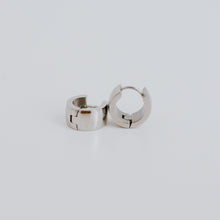 Load image into Gallery viewer, Cuff Earrings | Huggie Earrings | Fraser Valley | Koquetta Accessories & Jewellery