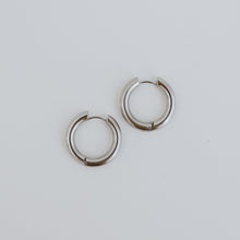 Load image into Gallery viewer, Maya Hoop Earrings | Large | Silver &amp; Gold | Vancouver, British Columbia | Koquetta Accessories &amp; Jewellery
