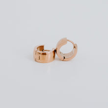 Load image into Gallery viewer, Cuff Earrings | Huggie Earrings | Fraser Valley | Koquetta Accessories &amp; Jewellery

